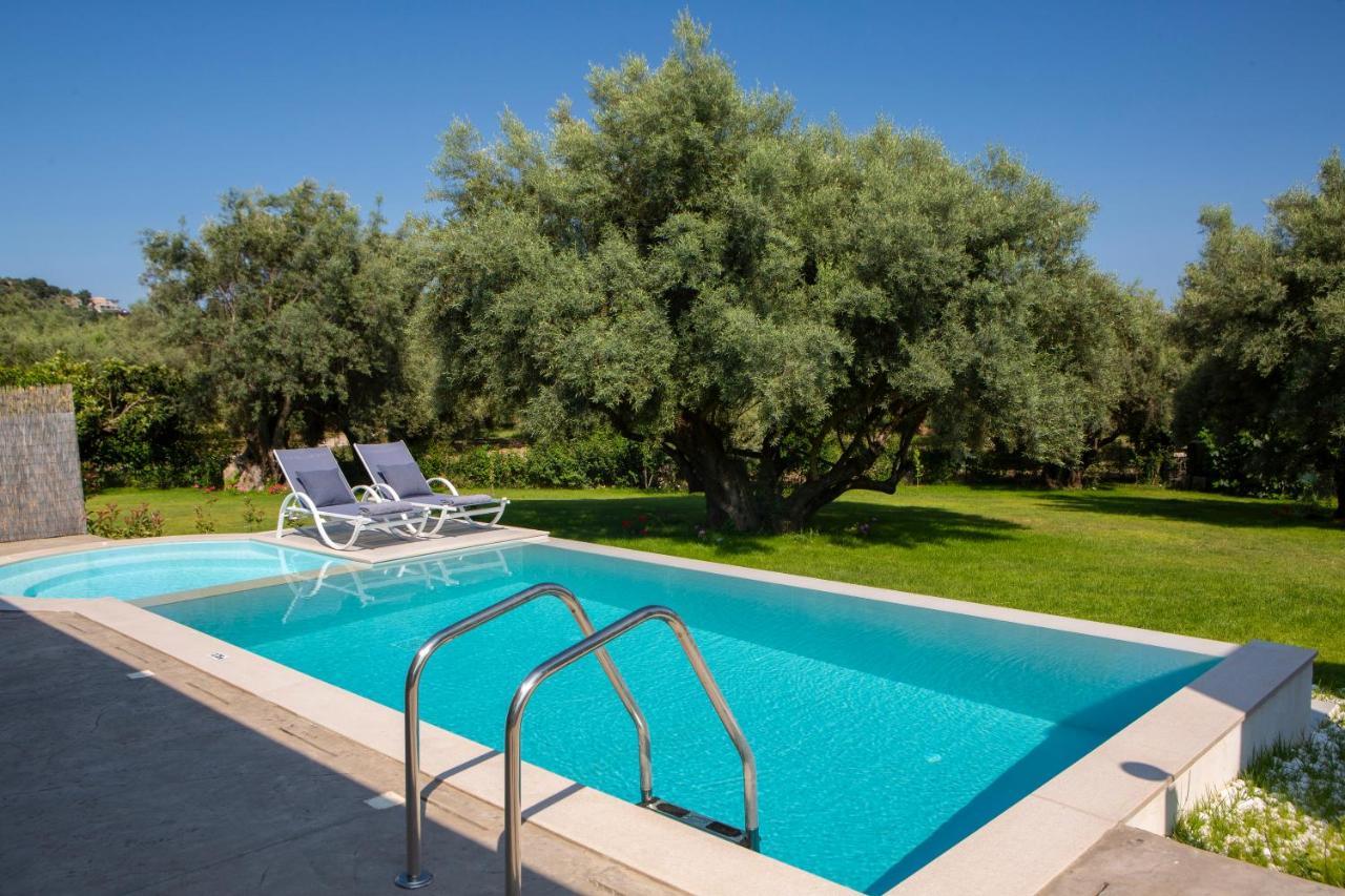 Averto Villas With Private Pool 奈德里 外观 照片