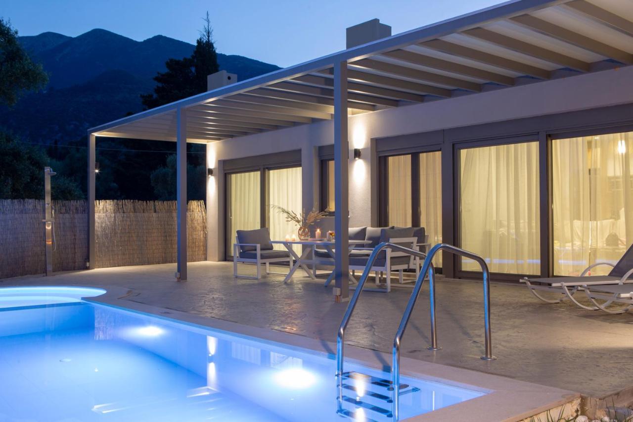 Averto Villas With Private Pool 奈德里 外观 照片